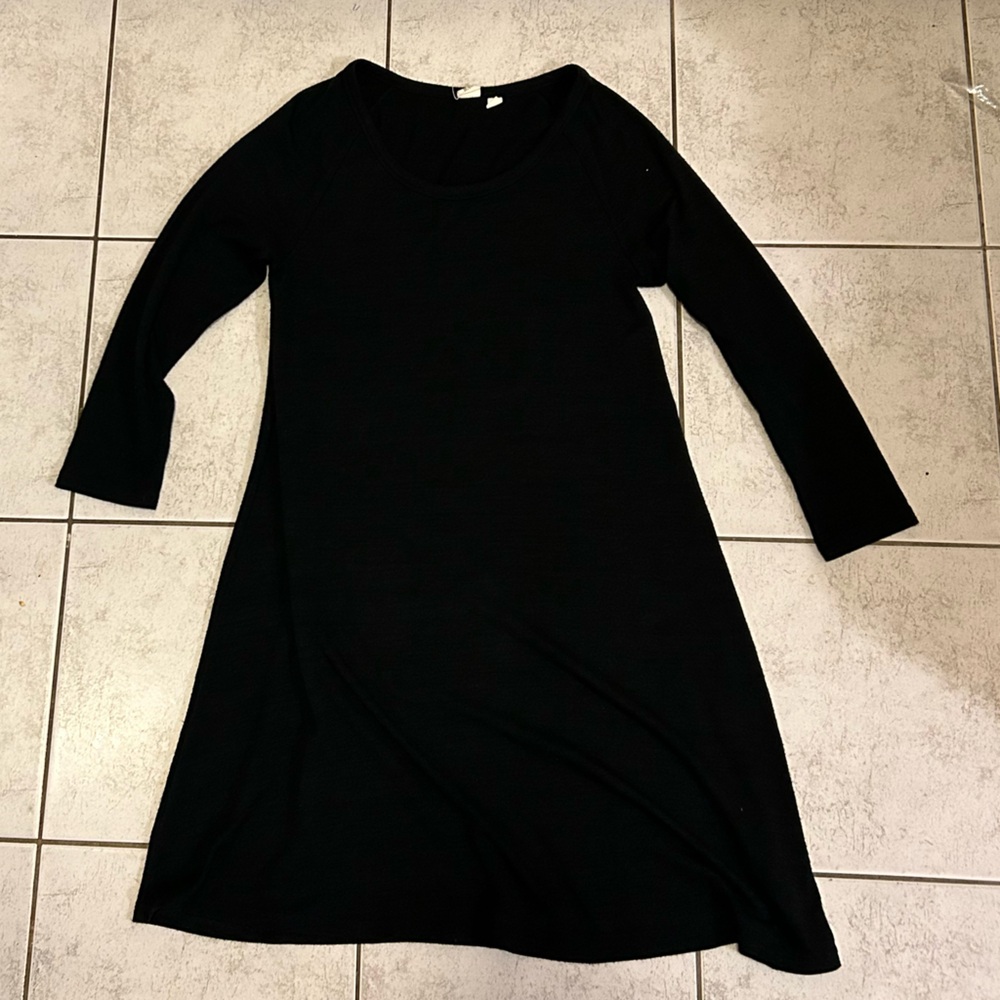 Black dress small